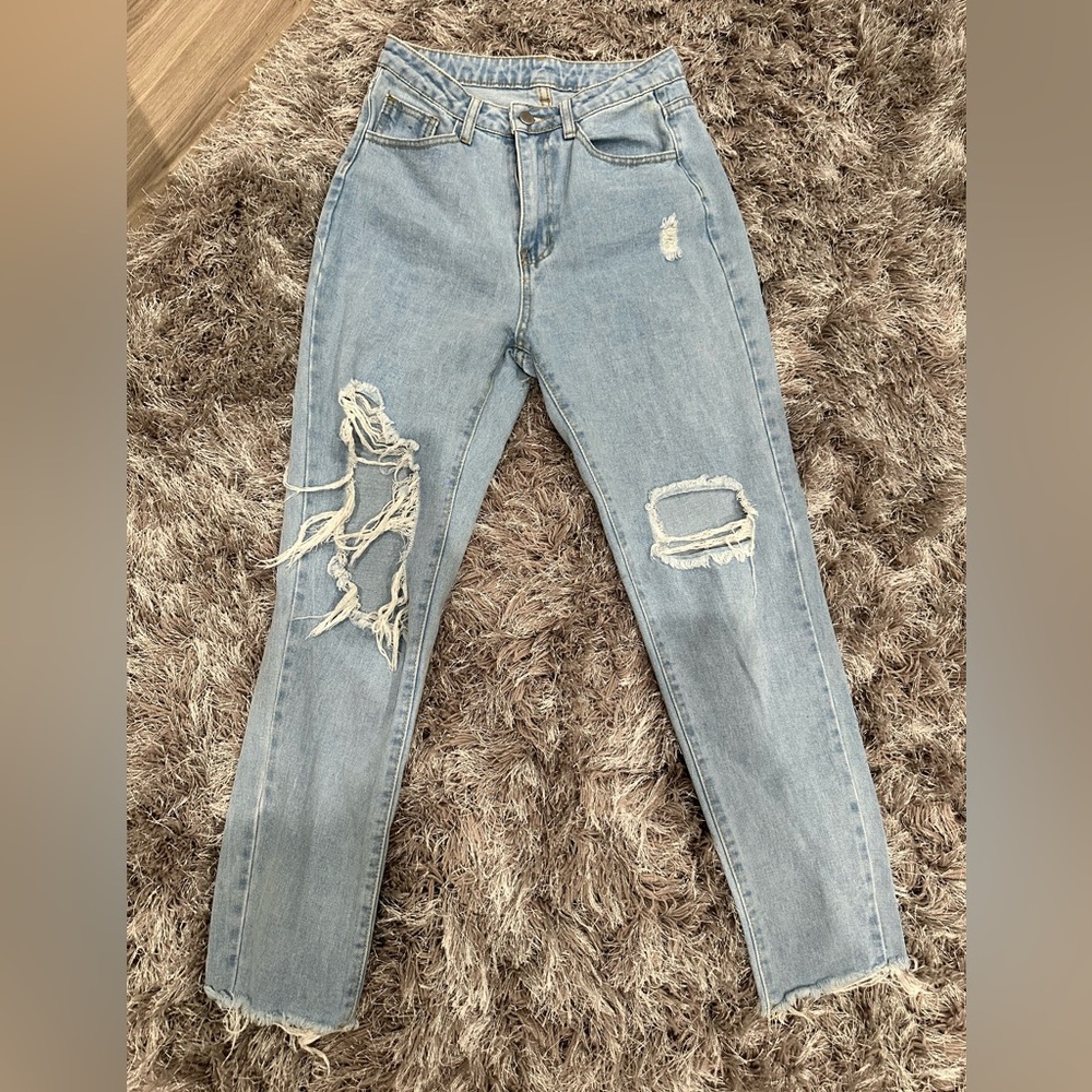 Shein Light Washed Mom Jeans